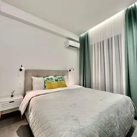 Cozy Apartment In A New Building Apartment 3 Piraeus Exterior photo